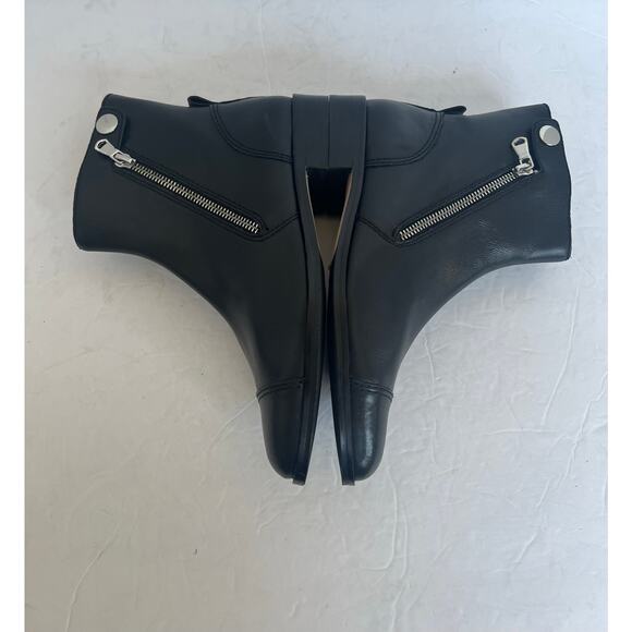 NWT Ann Taylor Cassie Black Leather Zip Side Low Block Heel Ankle Moto Bootie 7M - Picture 5 of 11